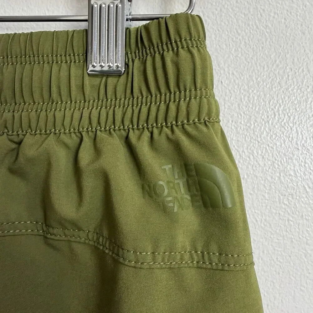 The North Face Forest Olive Green Never Stop Wearing Hiking Pant Size Small